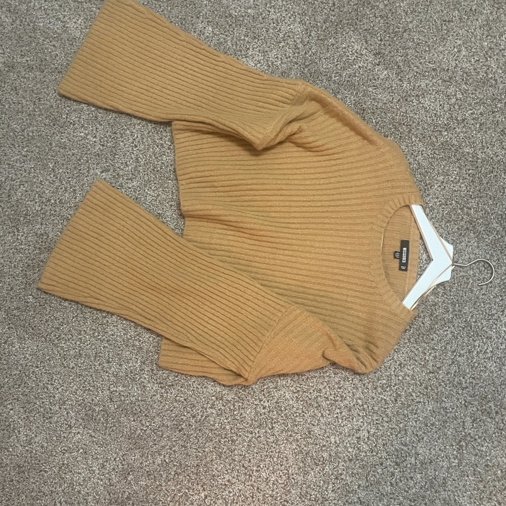 Bell sleeve yellow crop sweater